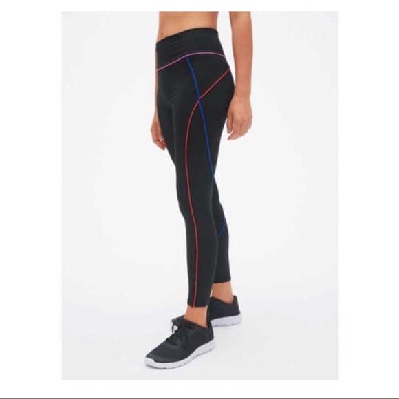 GAP Pants - 🚫SOLD🚫 NWOT GapFit blackout technology leggings